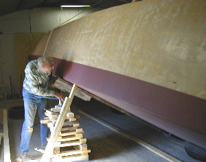 Lowering hull